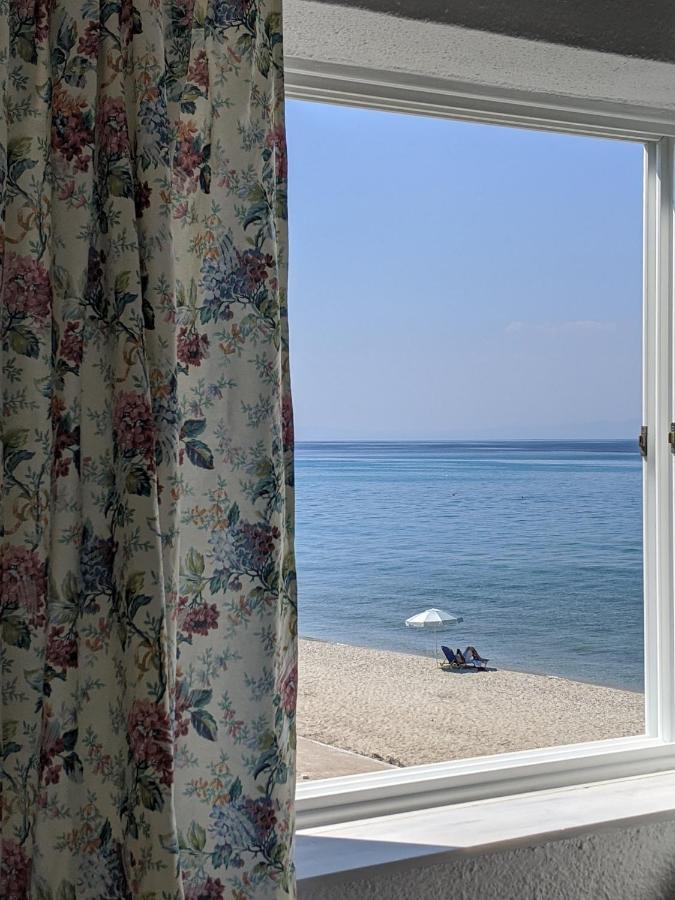 Seafront Apartment Pefkochori Ngoại thất bức ảnh