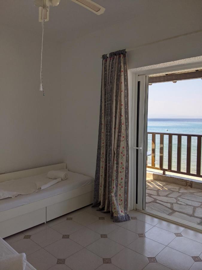 Seafront Apartment Pefkochori Ngoại thất bức ảnh